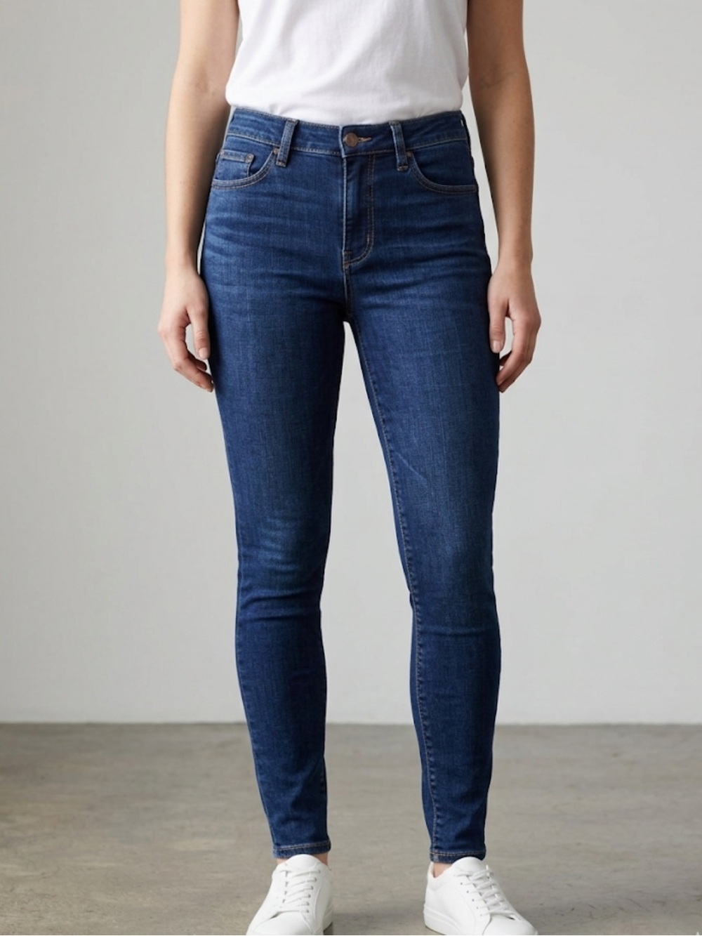 American Eagle High‑Rise Jegging Size 4 | Sculpting Stretch Everyday Minimalist